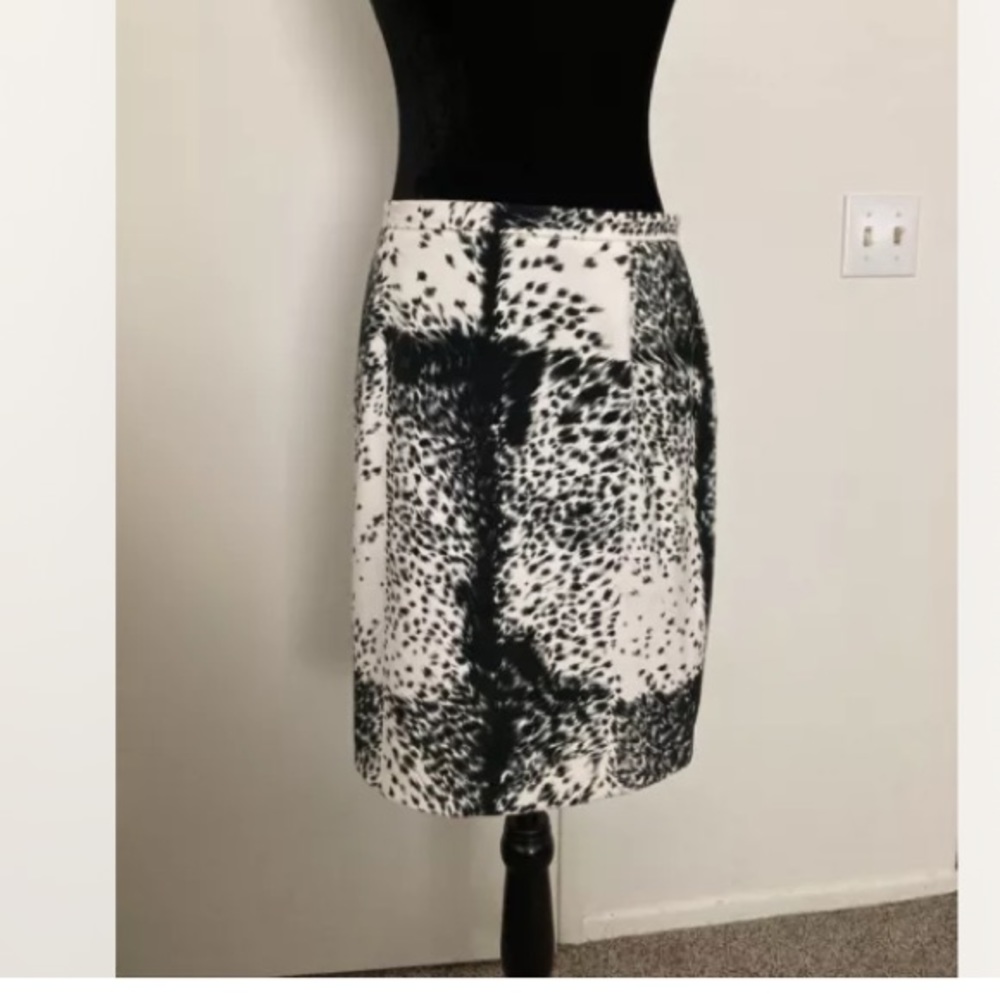 Alberto Makali Skirt 8 Black And Ivory